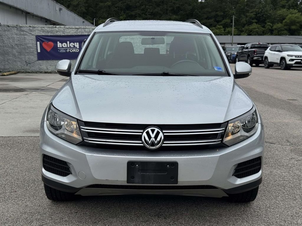 Used 2018 Silver Volkswagen 2.0T image 25
