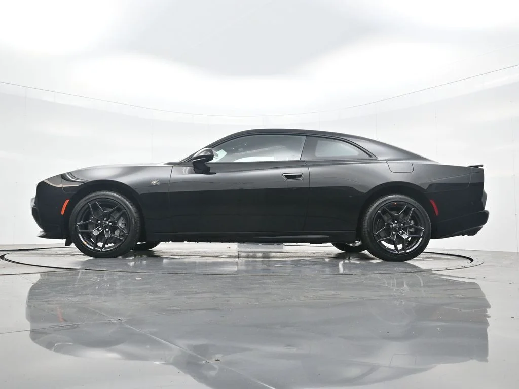 New 2026 Diamond Black Crystal Pearlcoat Dodge Scat Pack image 39