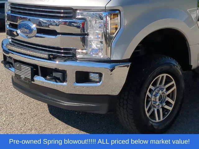 Used 2019 Silver Ford Lariat image 17
