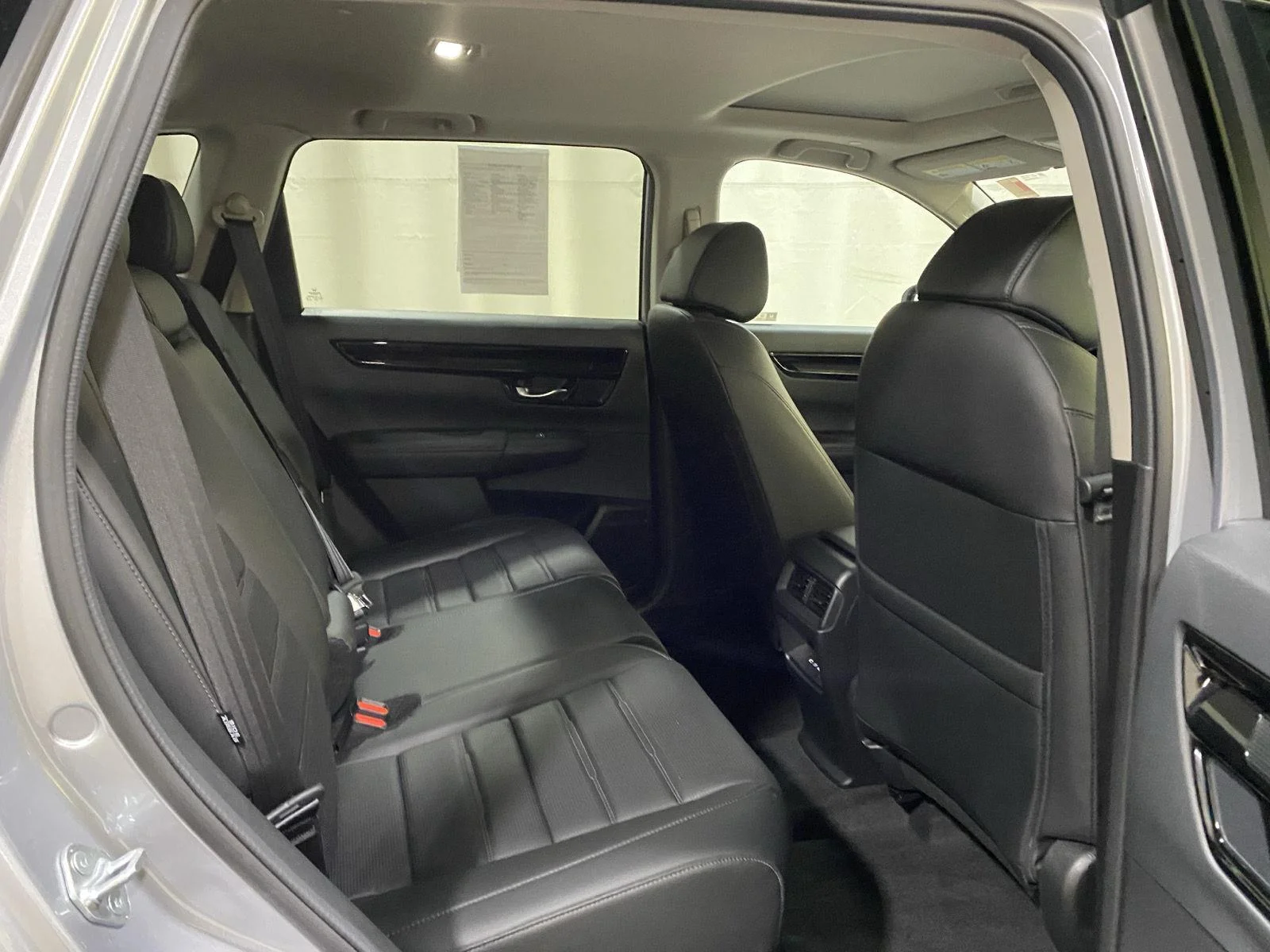 Used 2024 Lunar Silver Metallic Honda EX-L image 12