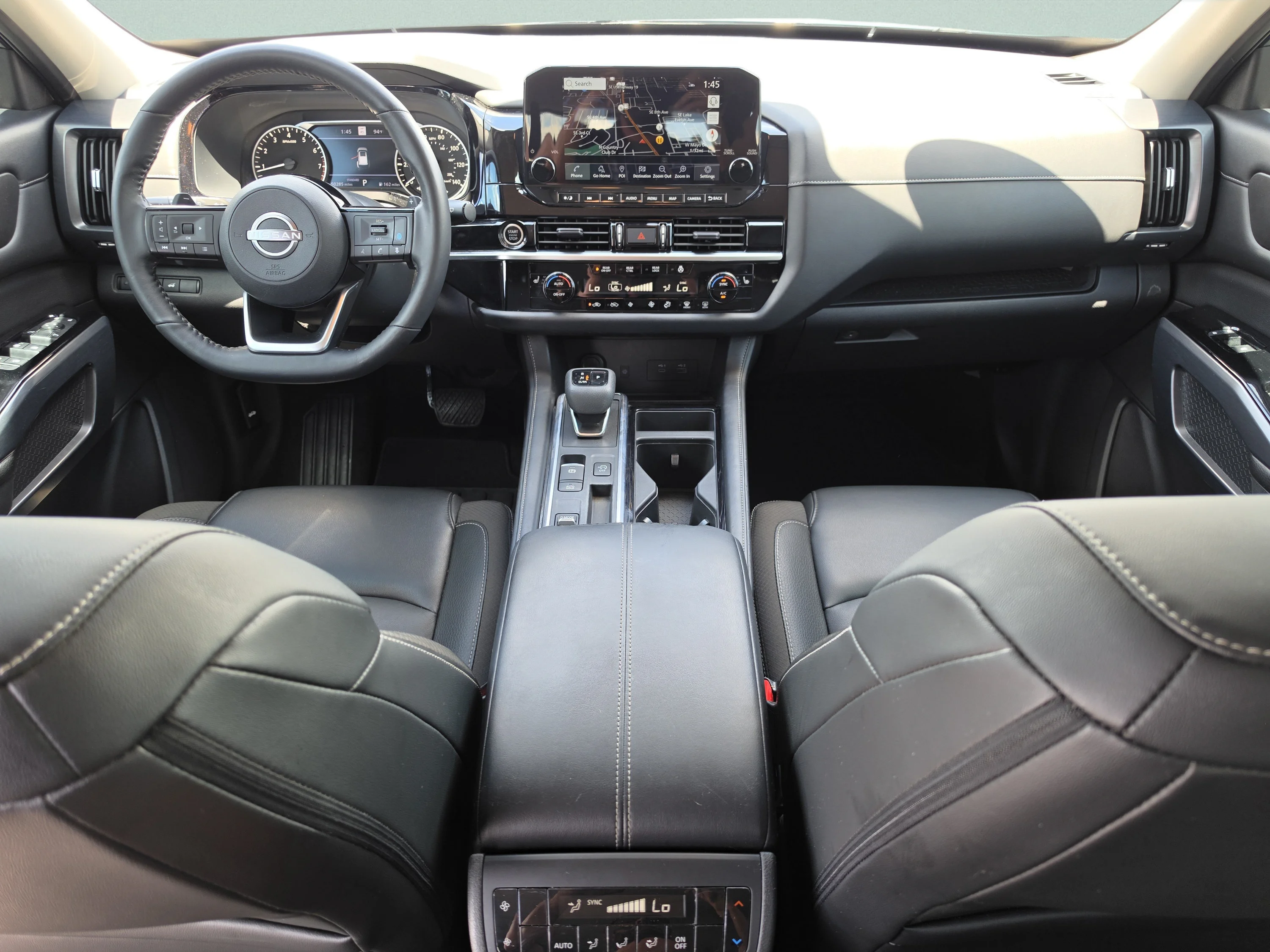 Used 2023 Obsidian Green Pearl Nissan SL image 19