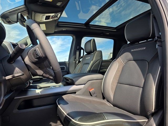 New 2026 Granite Crystal Metallic Clear-Coat Exterior Paint RAM Laramie image 21