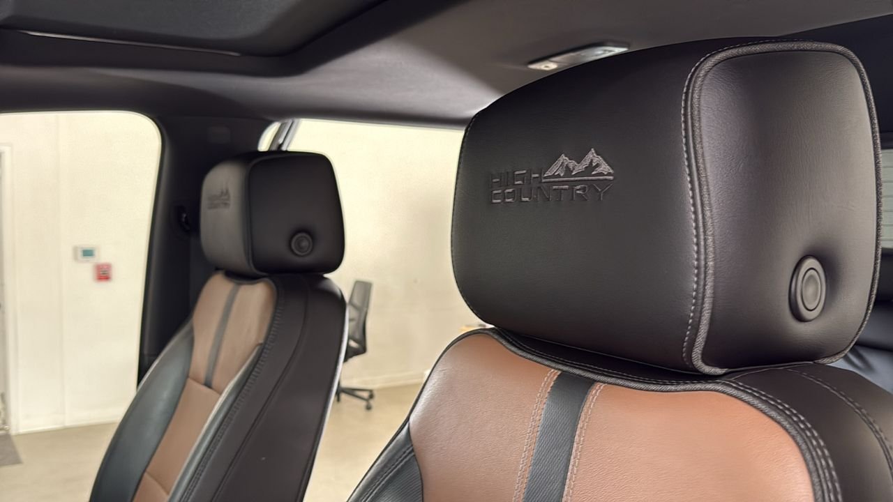 Used 2019 Black Chevrolet High Country image 13