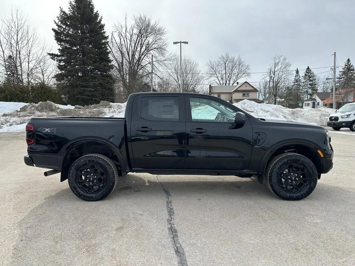New 2026 Black Ford XLT image 4