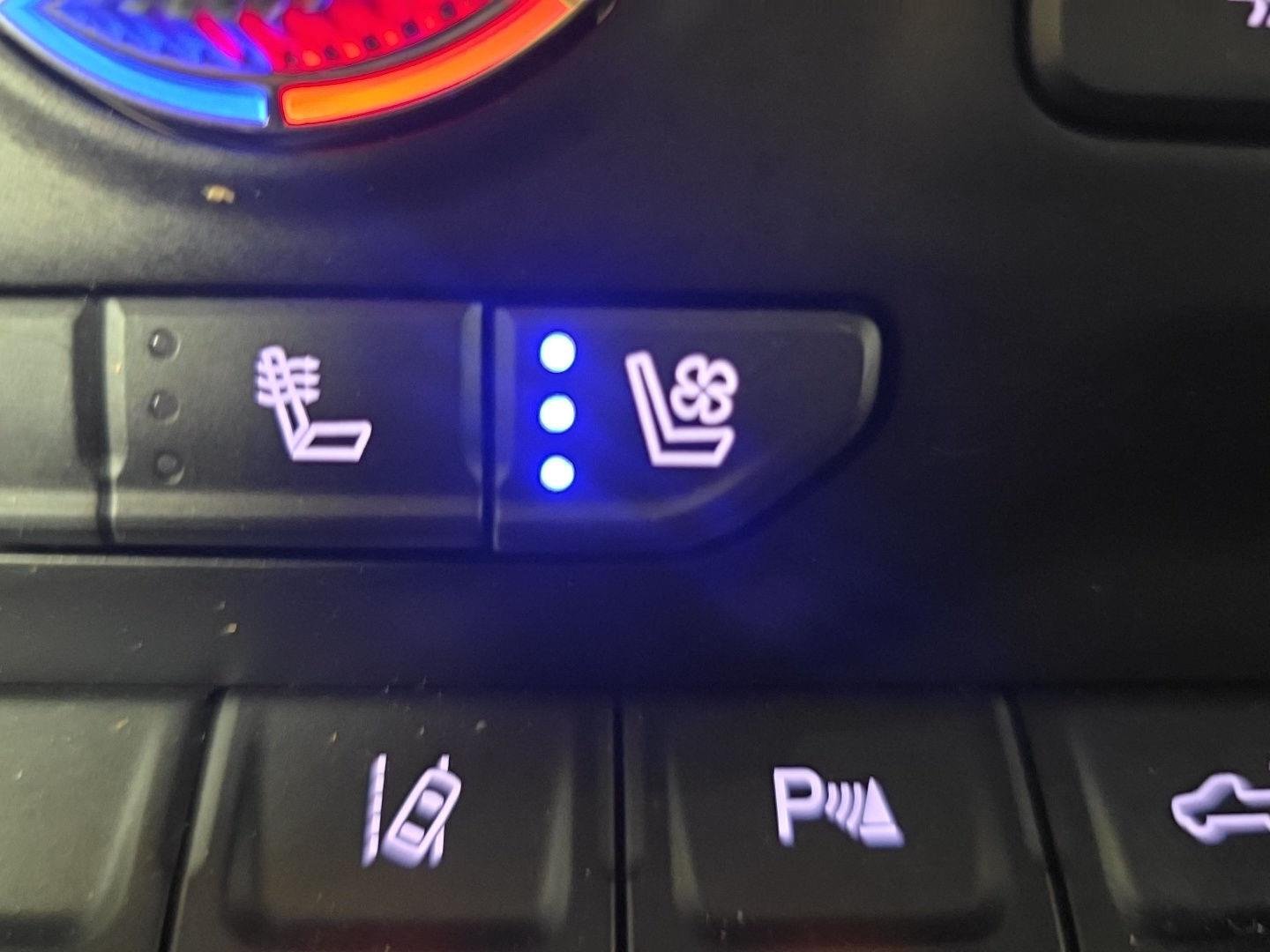 Used 2021 Pacific Blue Metallic GMC Denali image 30