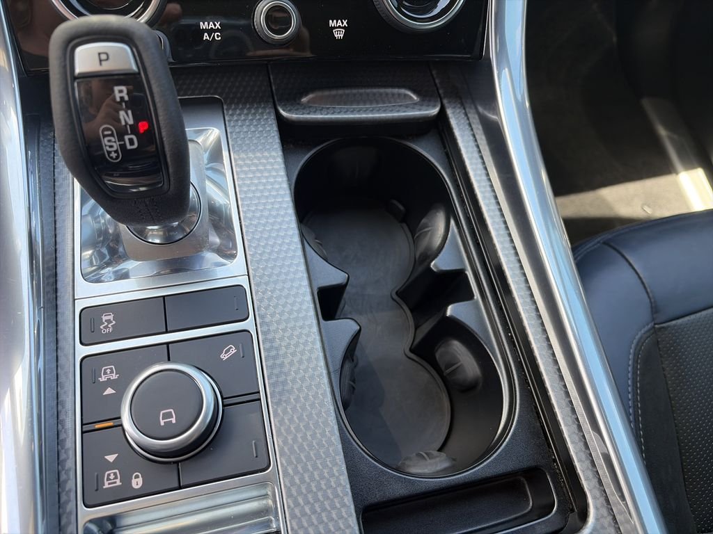 Used 2020  Land Rover HST image 26