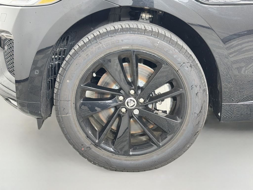 New 2026 Santorini Black JAGUAR P250 R-DYNAMIC S image 33