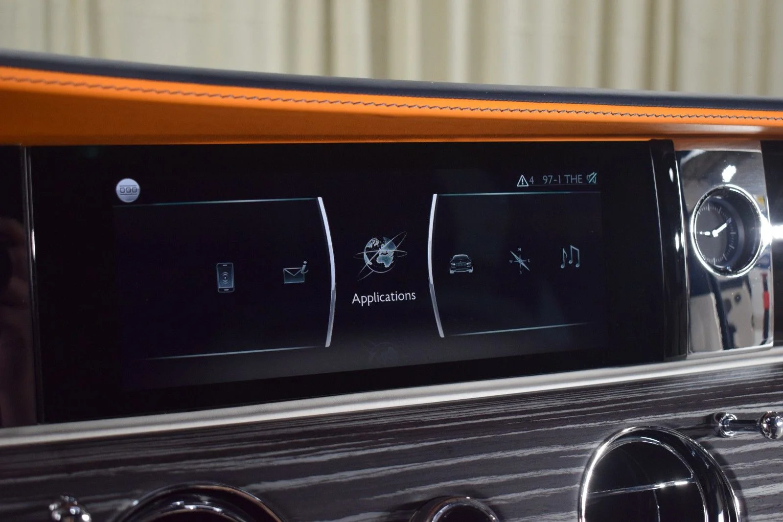 Used 2021 Blue Rolls-Royce  image 33