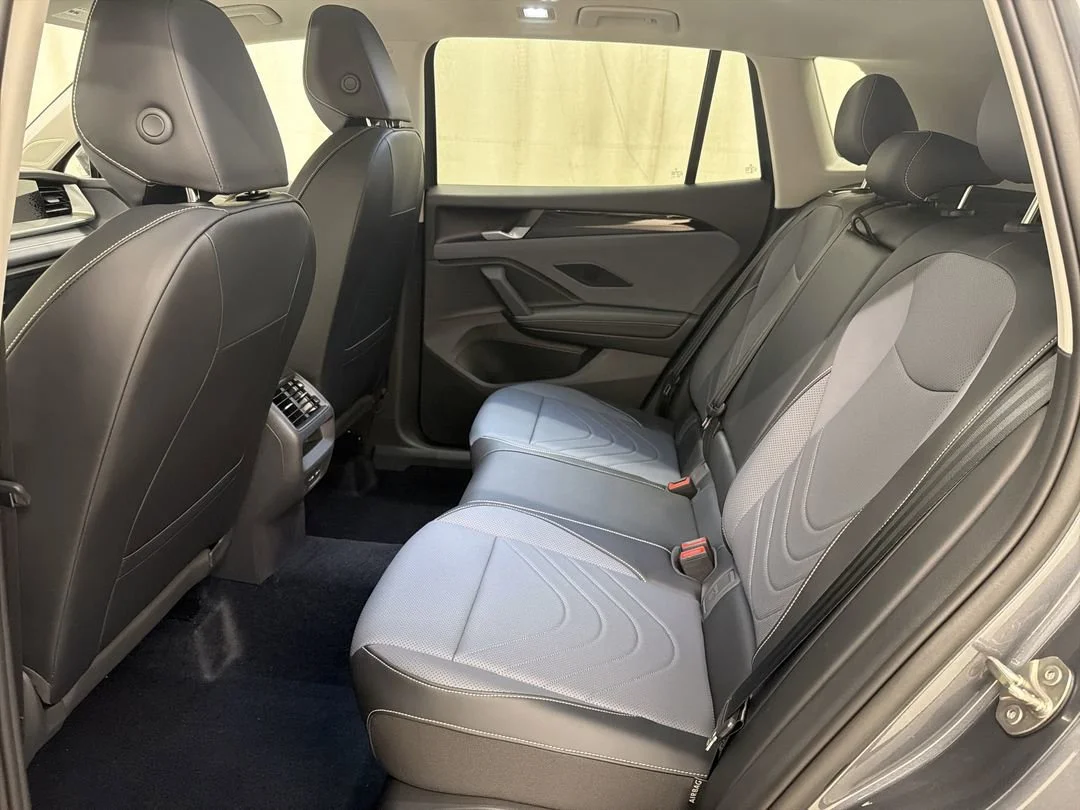 New 2026 Platinum Gray Metallic Volkswagen SE image 19