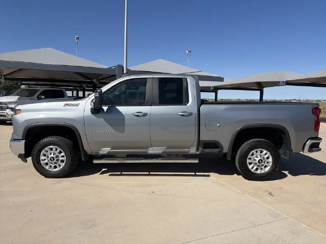 Used 2024 Gray Chevrolet LT image 4