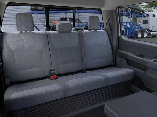New 2026 Oxford White Ford F-350® XLT image 11