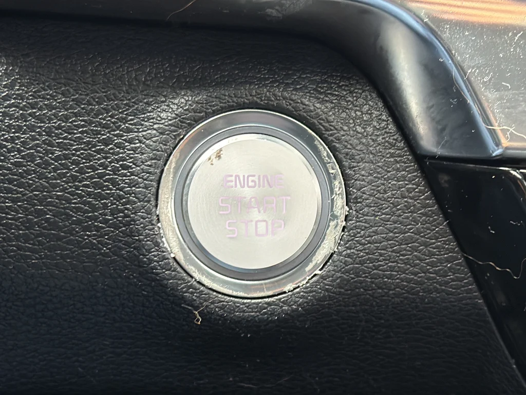 Used 2022 Black Kia EX image 34