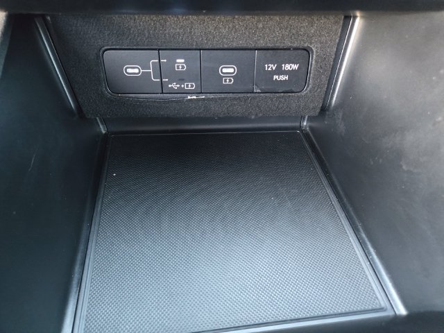 Used 2025 Gray Hyundai SEL image 13