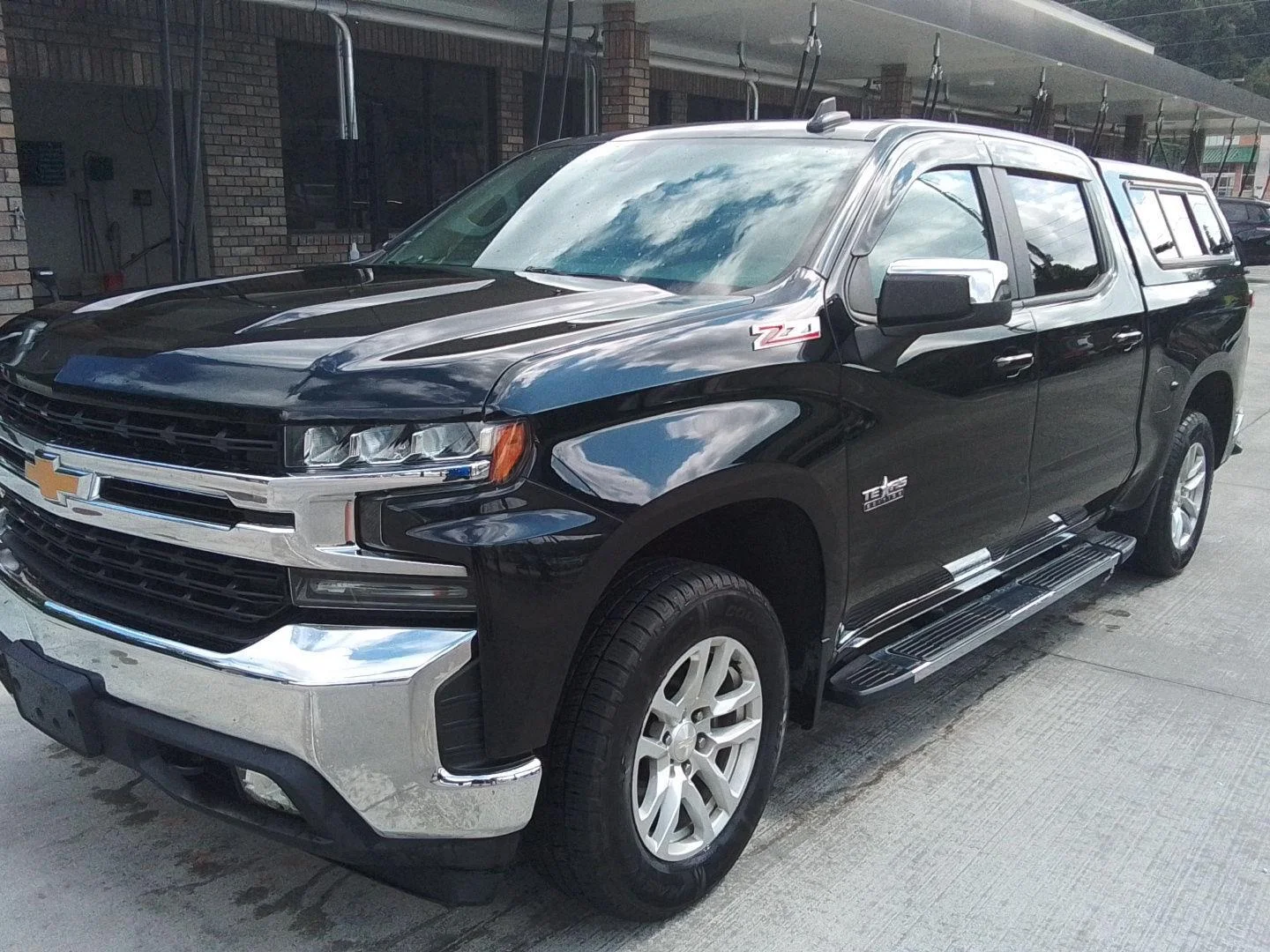 Used 2019 Black Chevrolet LT image 1