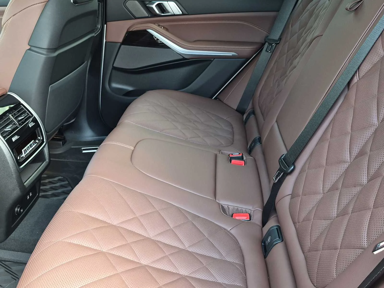 2026 BMW X5 50e - Photo 19