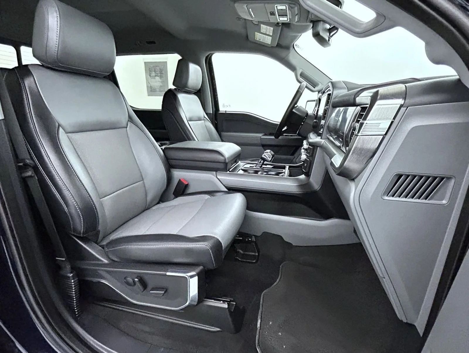 Used 2023 Blue Ford Lariat image 15