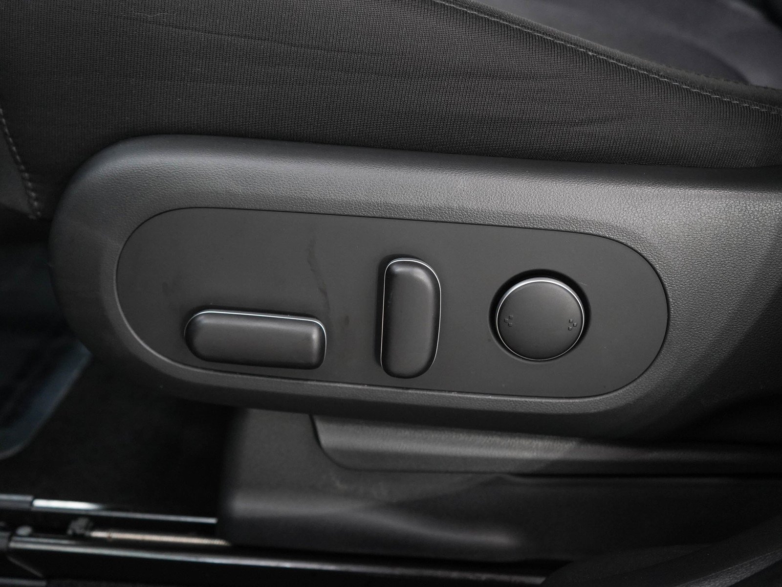 Used 2024 Digital Teal Hyundai SEL AWD image 29