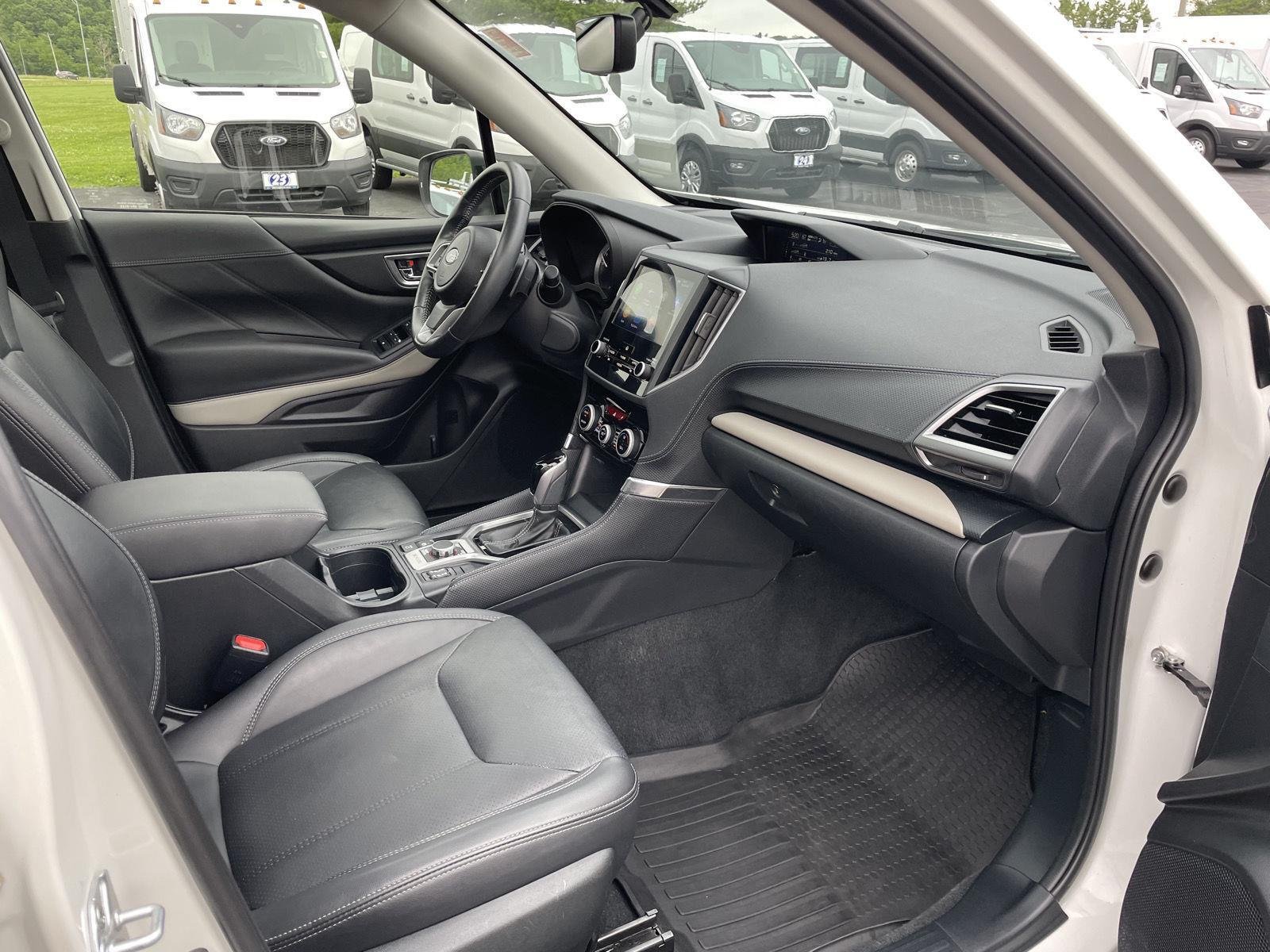 Used 2024 Crystal White Pearl Subaru Limited image 29