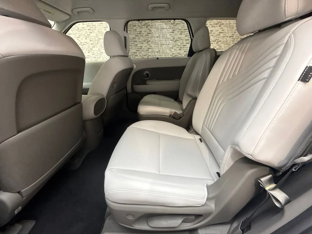 New 2027 Creamy White Pearl Hyundai SEL image 15