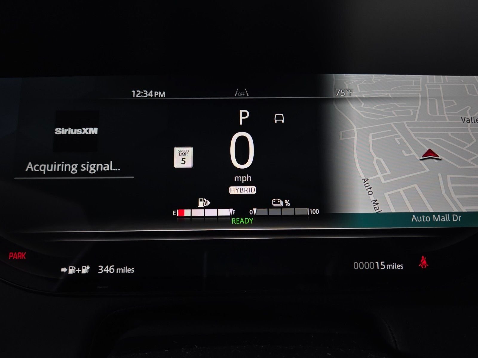 New 2026 Santorini Black Land Rover Dynamic SE image 32