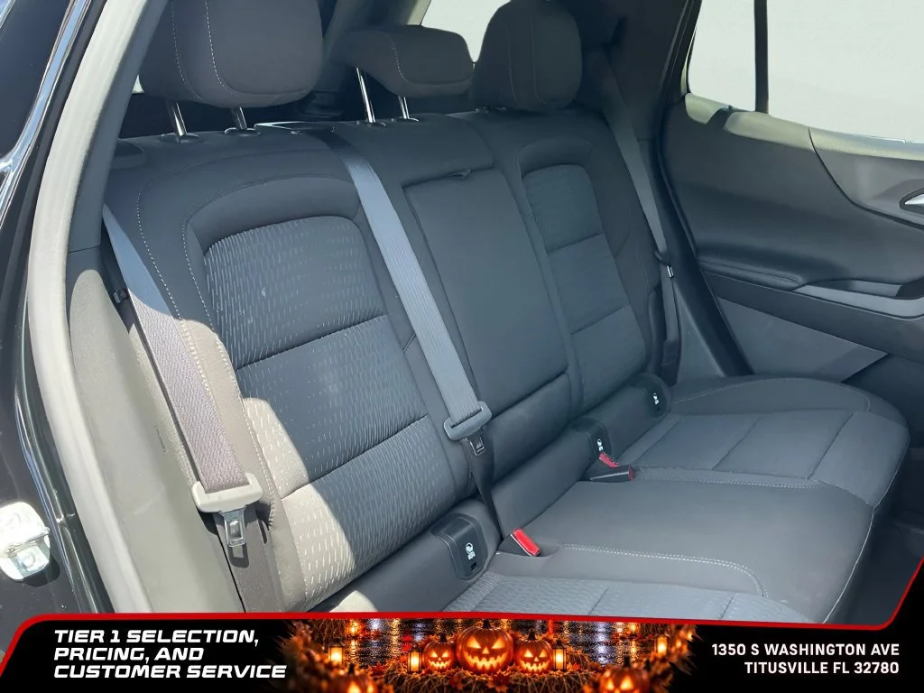 Used 2025 Mosaic Black Metallic Chevrolet LT image 17