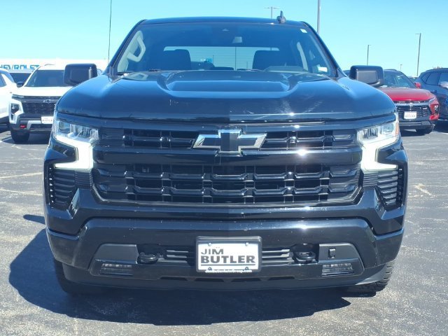 Used 2022 BLACK Chevrolet RST image 25