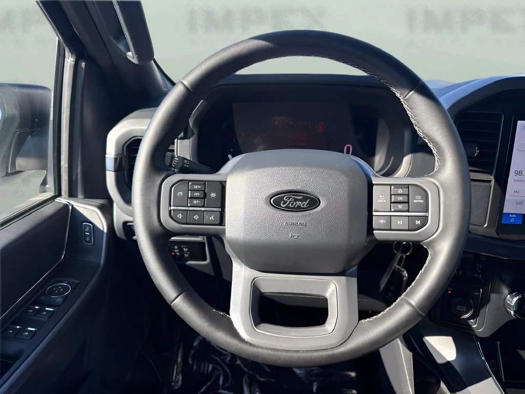 Used 2025 White Ford XLT image 12