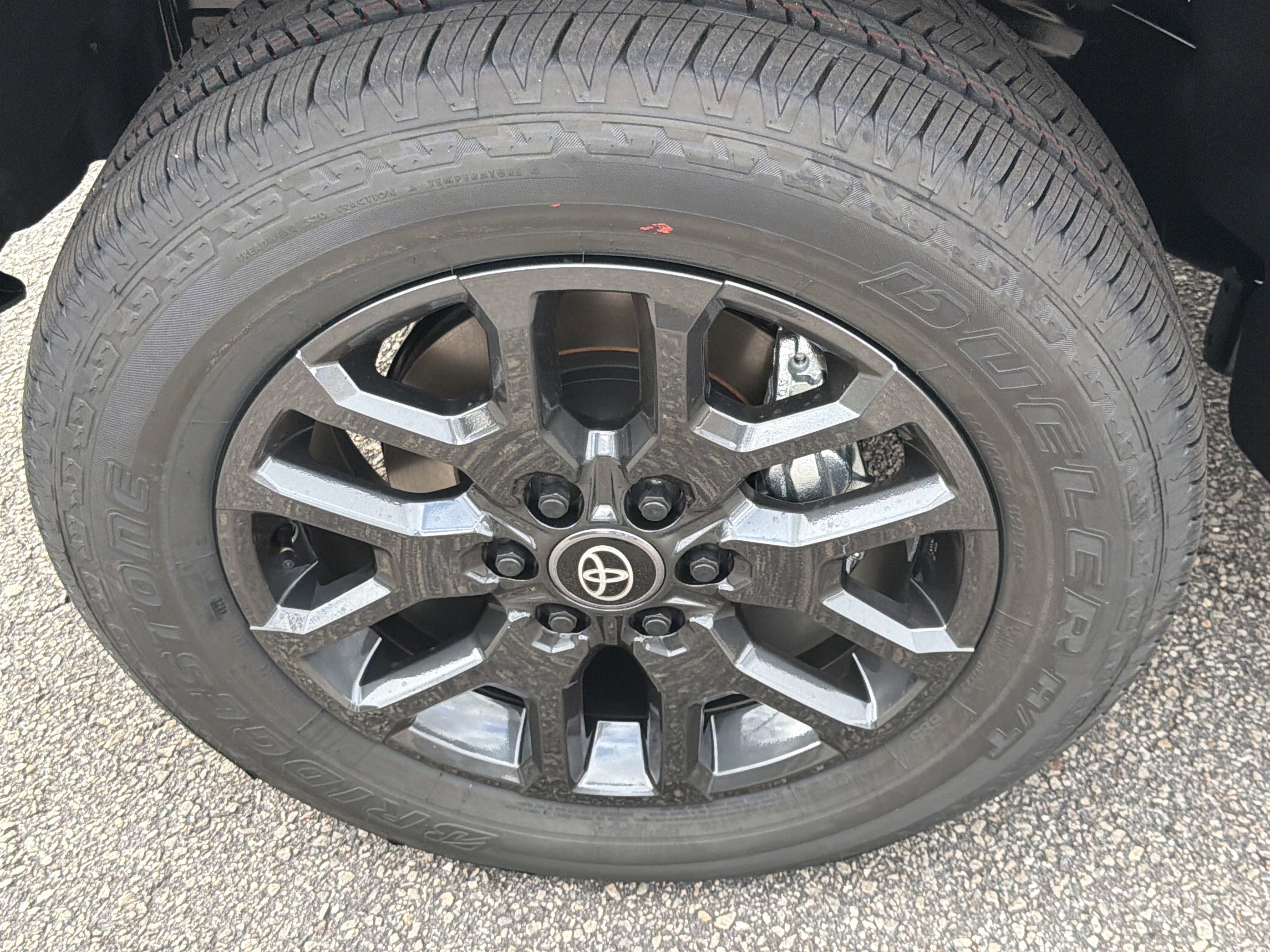 2026 Toyota Tundra Platinum - Photo 22