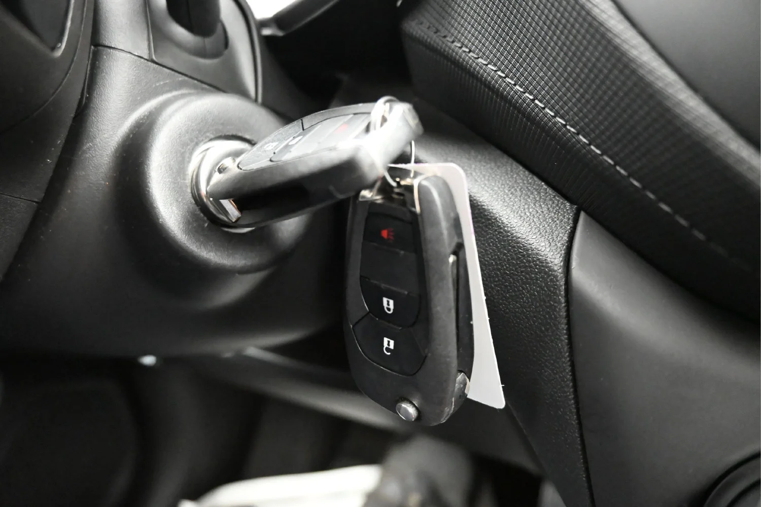 Used 2023 STERLING GRAY METALLIC Chevrolet LS image 22