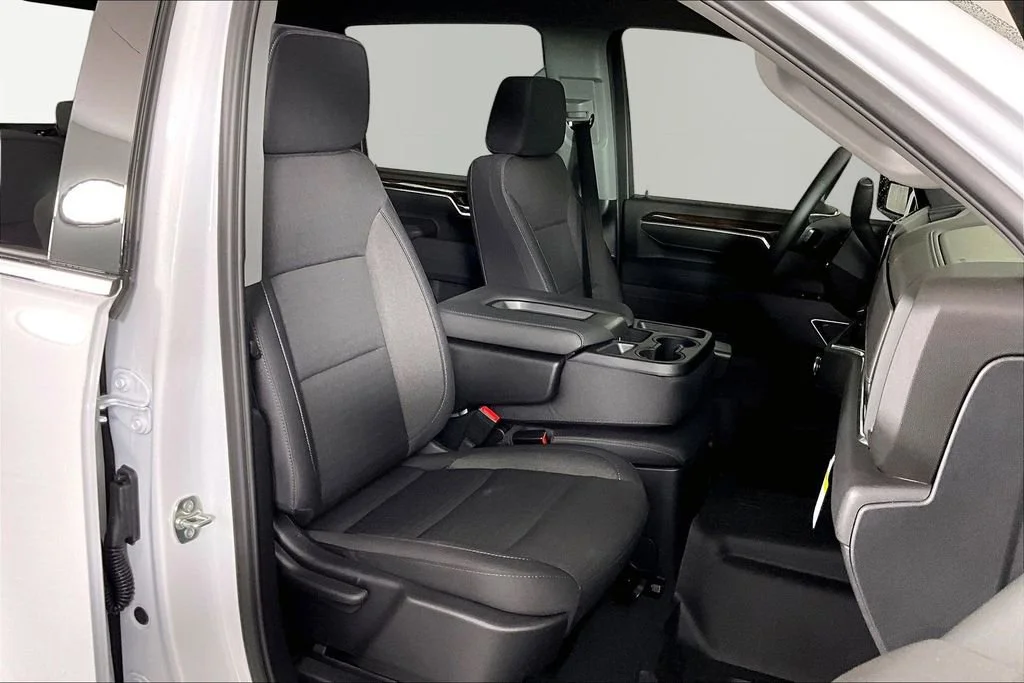 New 2026 Summit White GMC SLE image 12