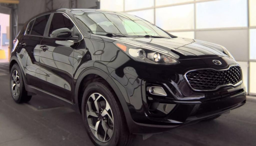 Used 2021 Red Kia LX image 4