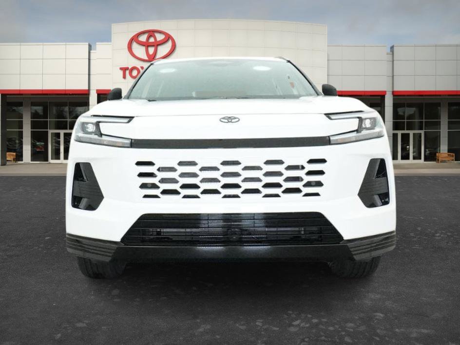 New 2026 Ice Cap Toyota SE image 7
