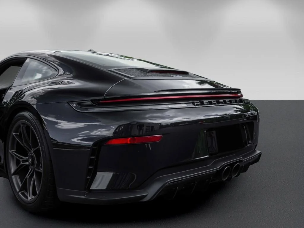Used 2026 Jet Black Metallic Porsche GT3 image 24