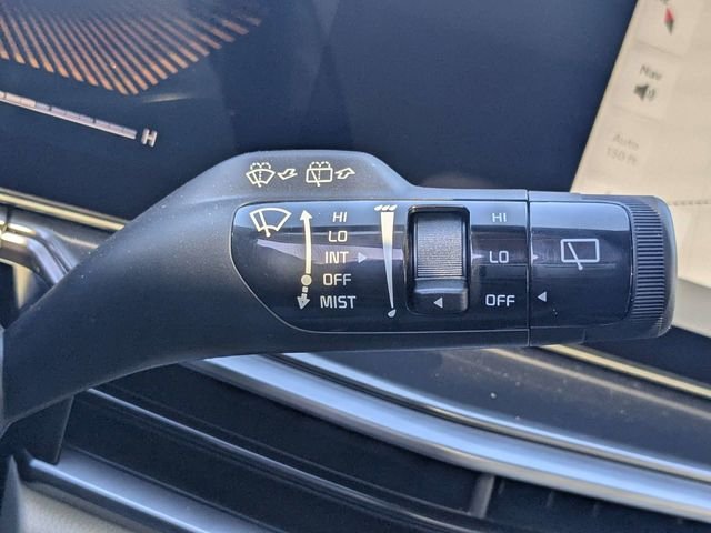 2025 Kia Sorento S - Photo 28