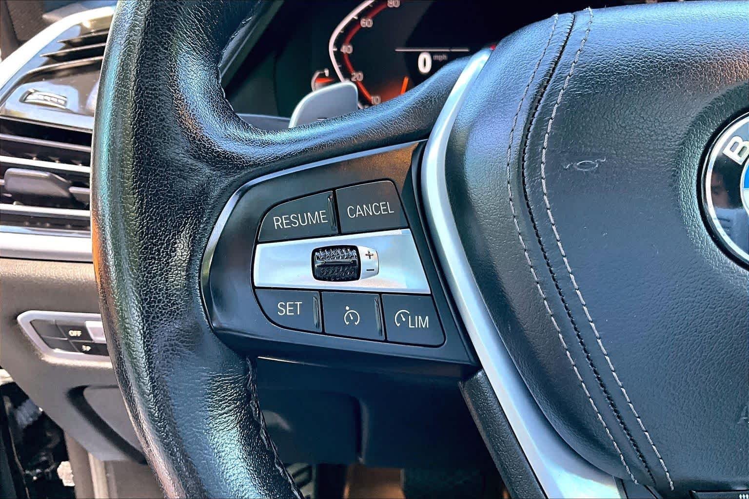 Used 2023 Black Sapphire Metallic BMW xDrive40i image 23