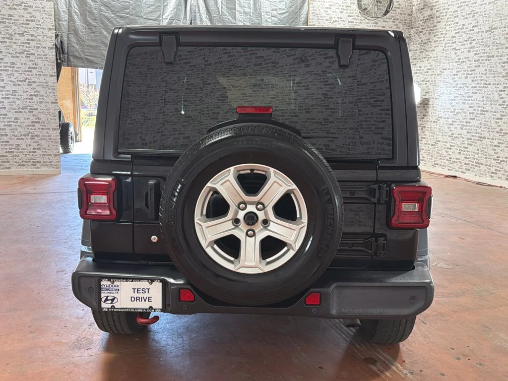 Used 2019 Black Clearcoat Jeep Unlimited Sport S image 6