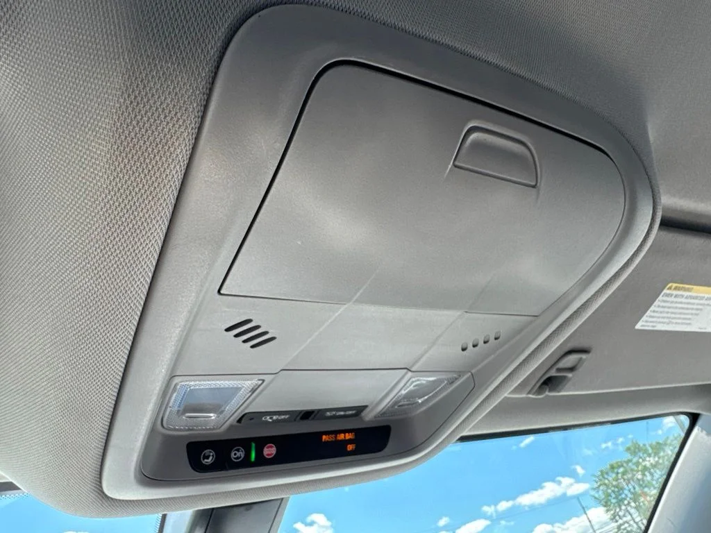 Used 2019 Gray GMC SLE-1 image 23