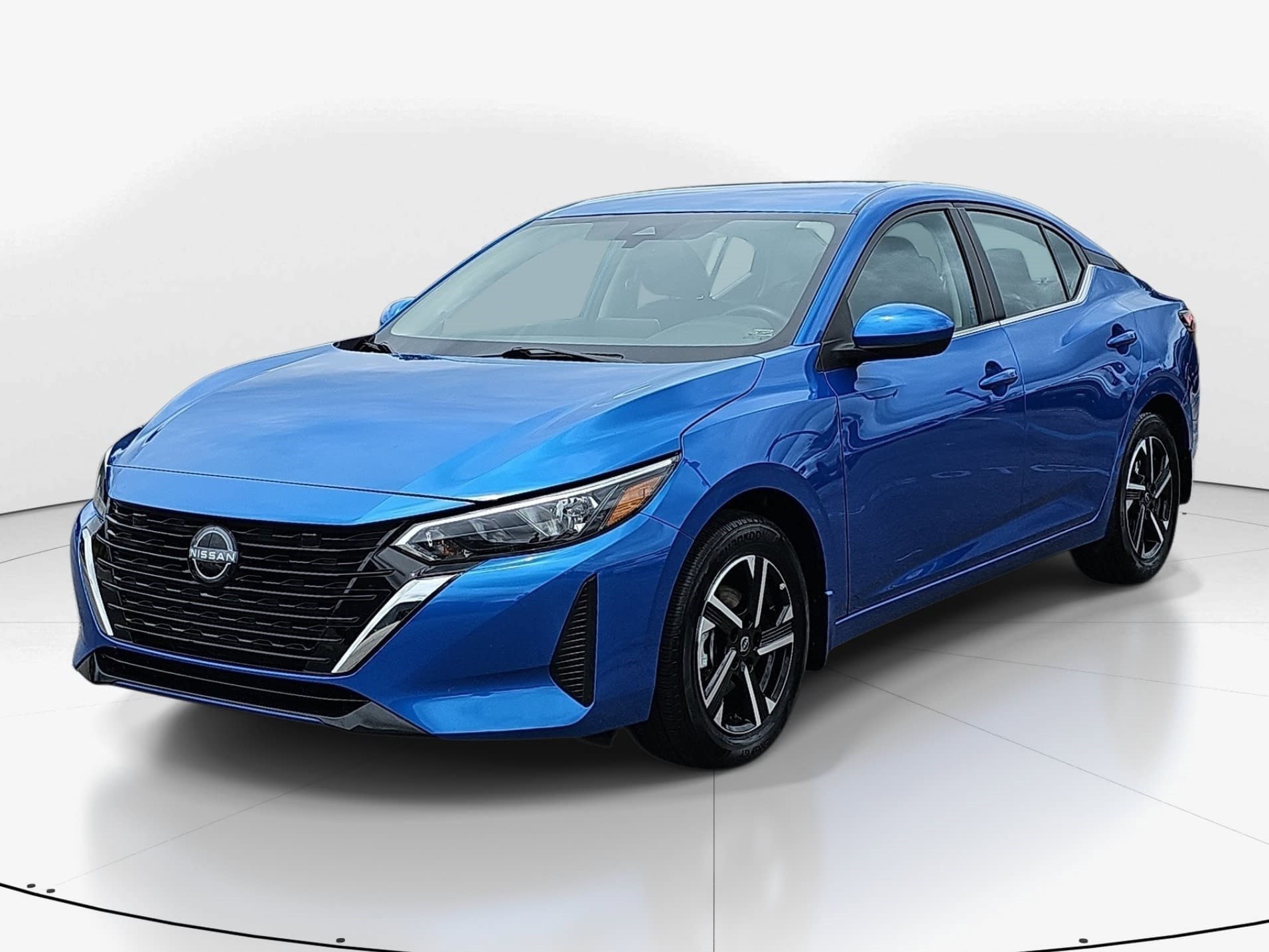 Used 2025 Electric Blue Metallic Nissan SV image 7