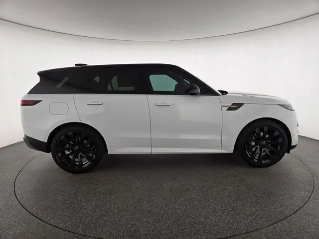 2026 Land Rover Range Rover Sport SE - Photo 6