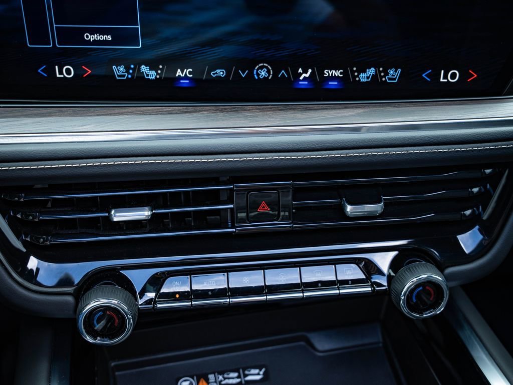 Used 2025 Black Chevrolet Premier image 37