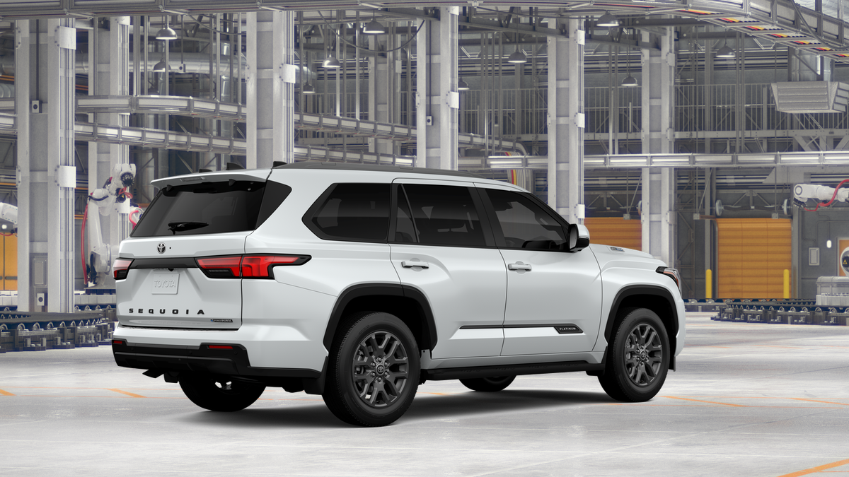 New 2026 Wind Chill Pearl Toyota Platinum image 10