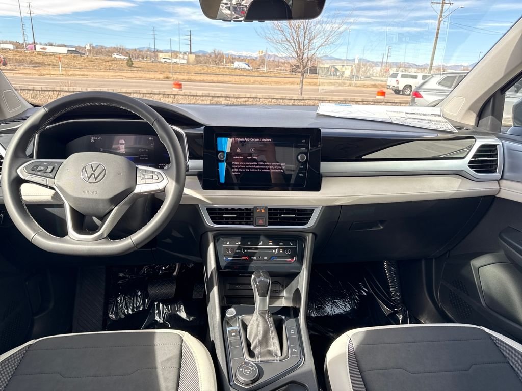 New 2026 Platinum Gray Metallic Volkswagen 1.5T SE image 20