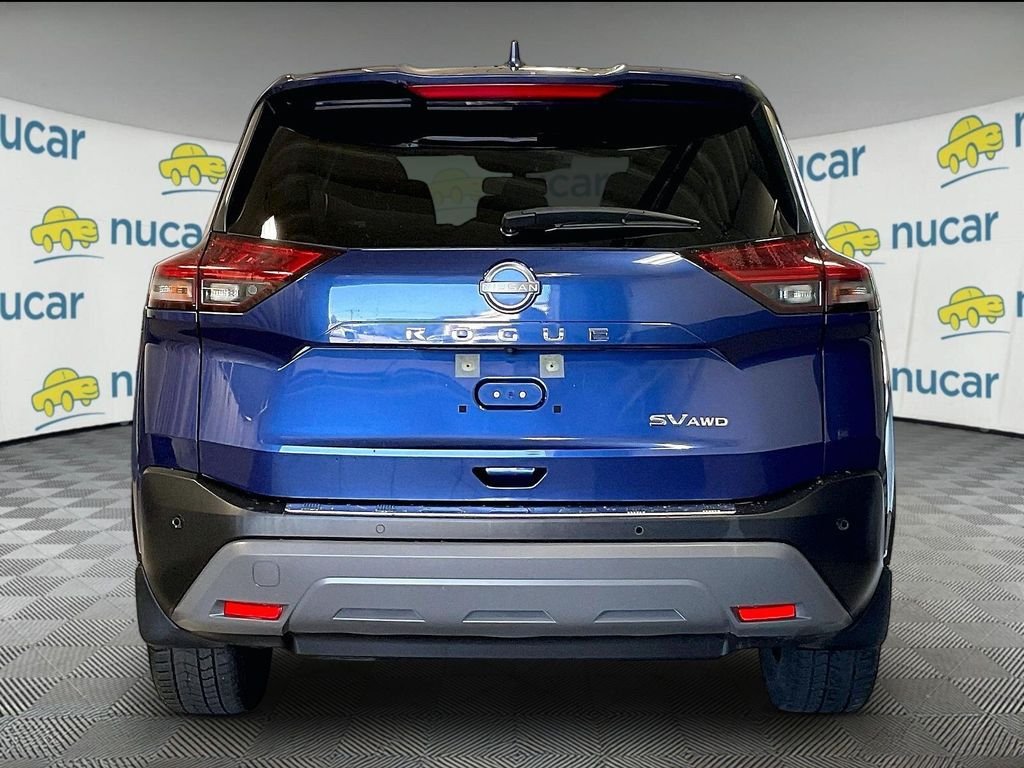 Used 2023 Blue Nissan SV image 5