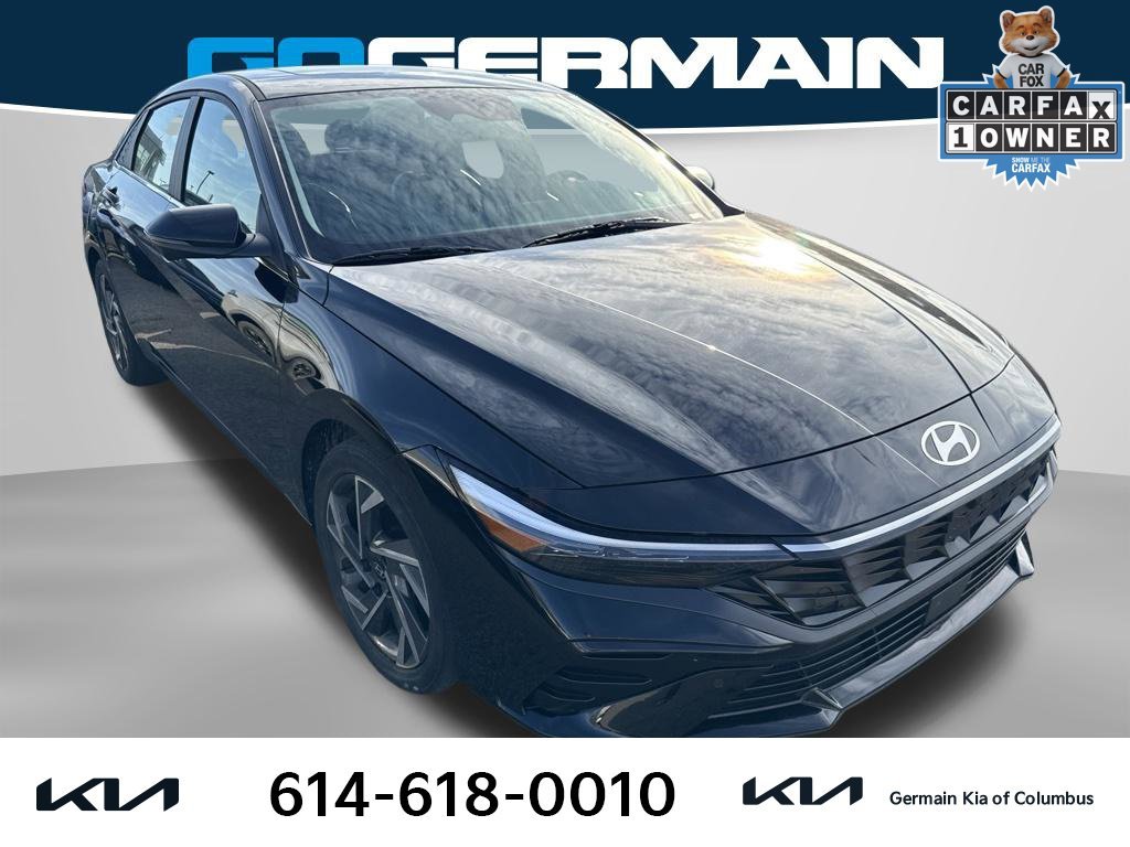 Used 2024 Black Hyundai Limited image 6