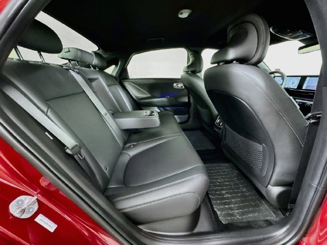 Certified Used 2025 Red Hyundai SEL image 43