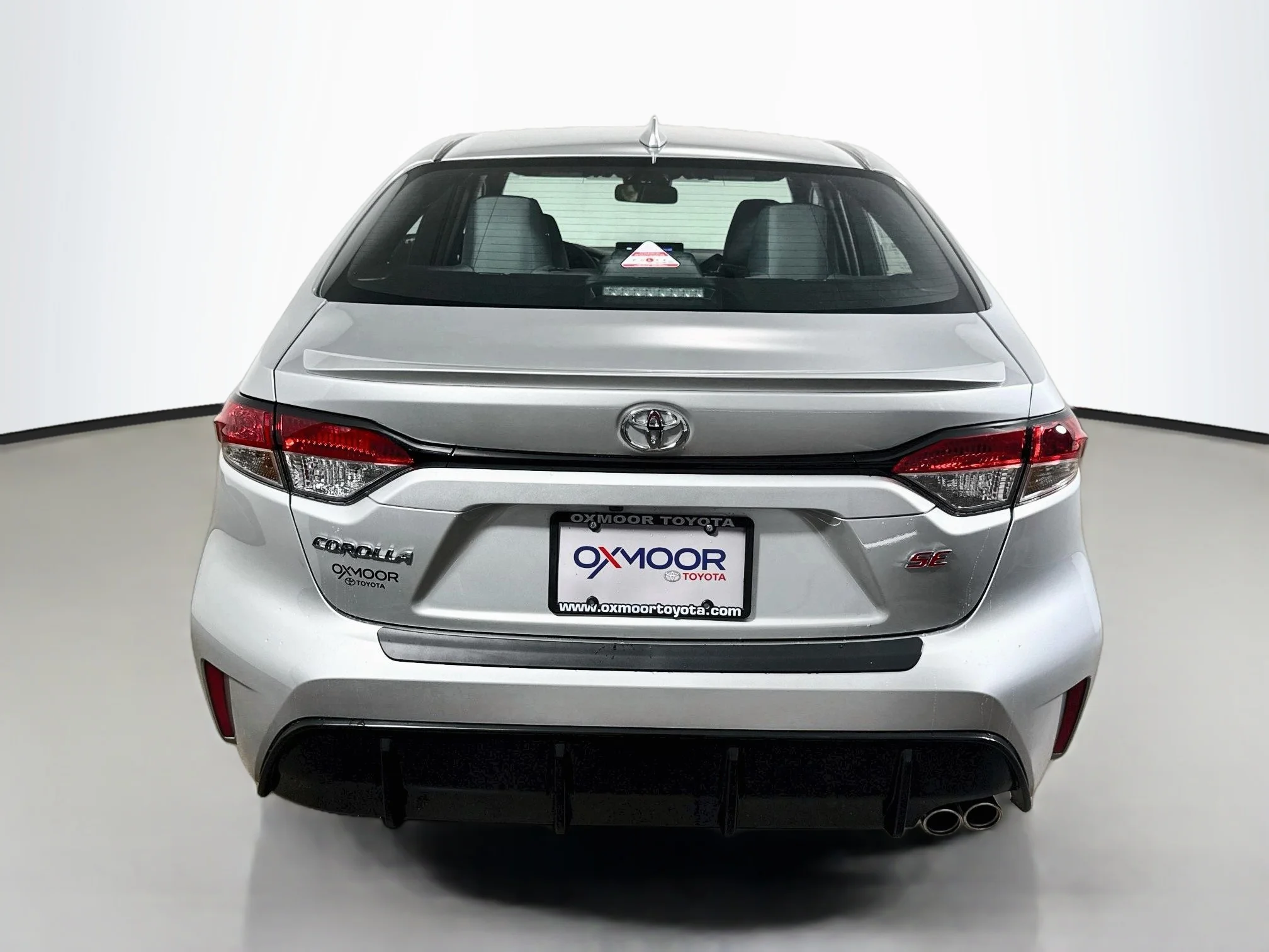 New 2026 Classic Silver Metallic Toyota SE image 6