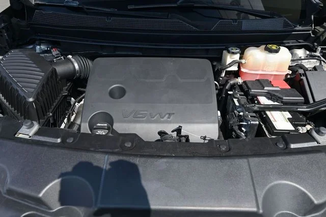 Used 2018 Gray Chevrolet LT image 26