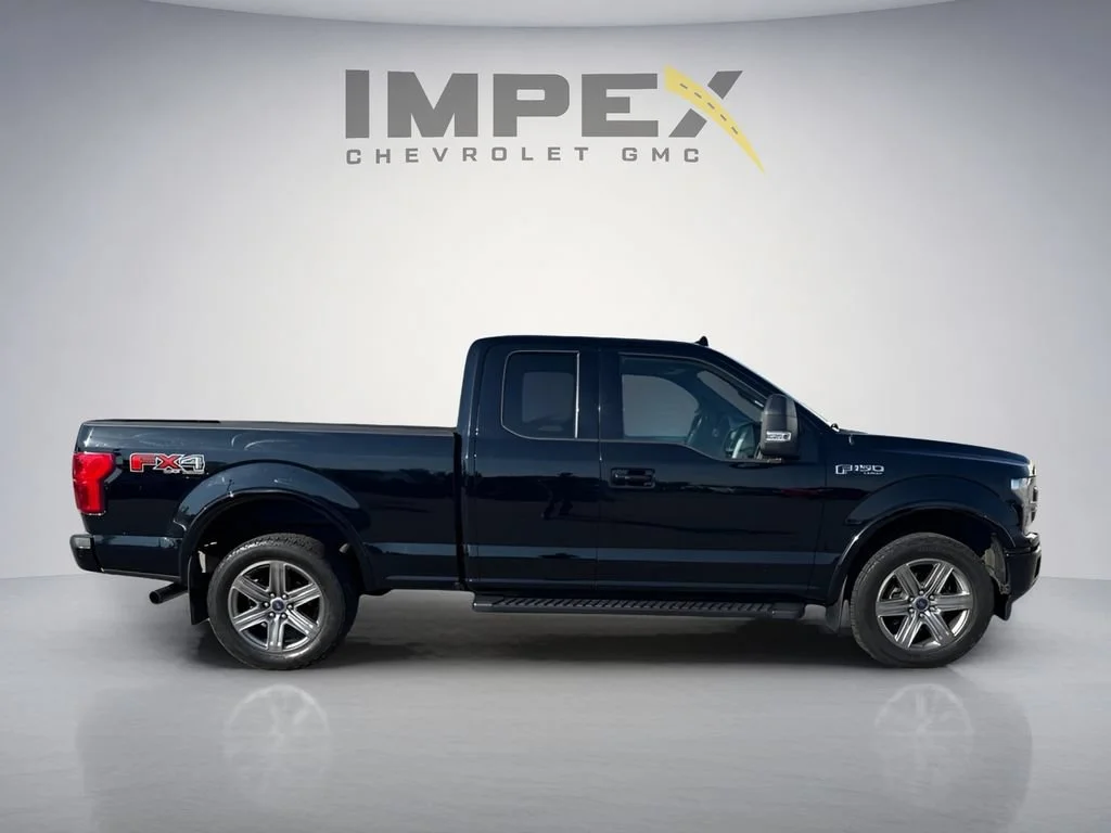Used 2018  Ford XL image 6