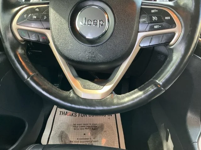 Used 2015 White Jeep Limited image 19