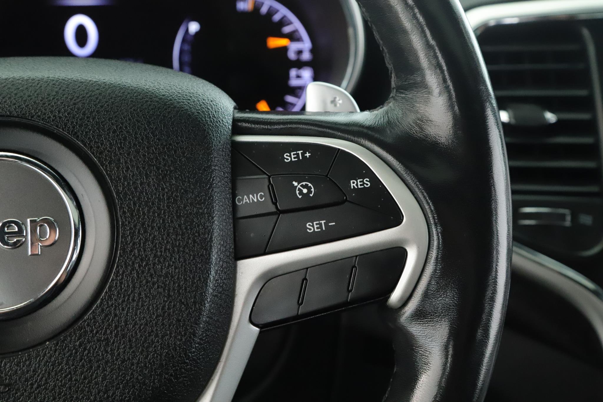 Used 2015 Bright White Clearcoat Jeep Altitude image 7